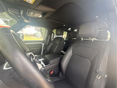 2025 Land Rover Defender 110 P300 S   - Photo 33 - Dallas, TX 75252