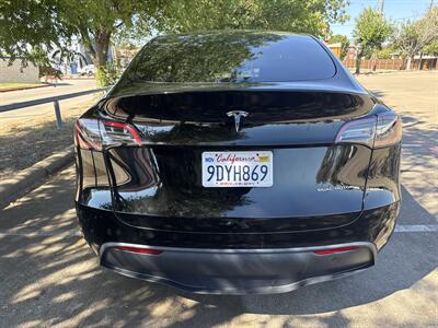 2023 Tesla Model Y   - Photo 6 - Dallas, TX 75252