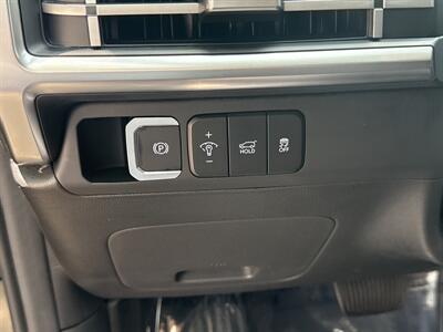 2024 Hyundai SANTA FE SEL   - Photo 22 - Dallas, TX 75252