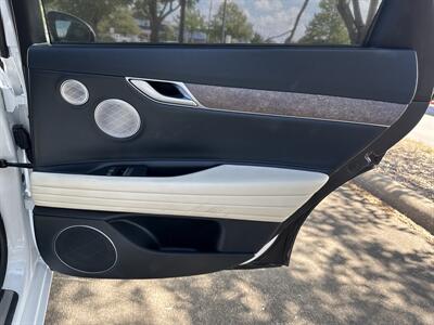 2023 Genesis Electrified G80   - Photo 13 - Dallas, TX 75252
