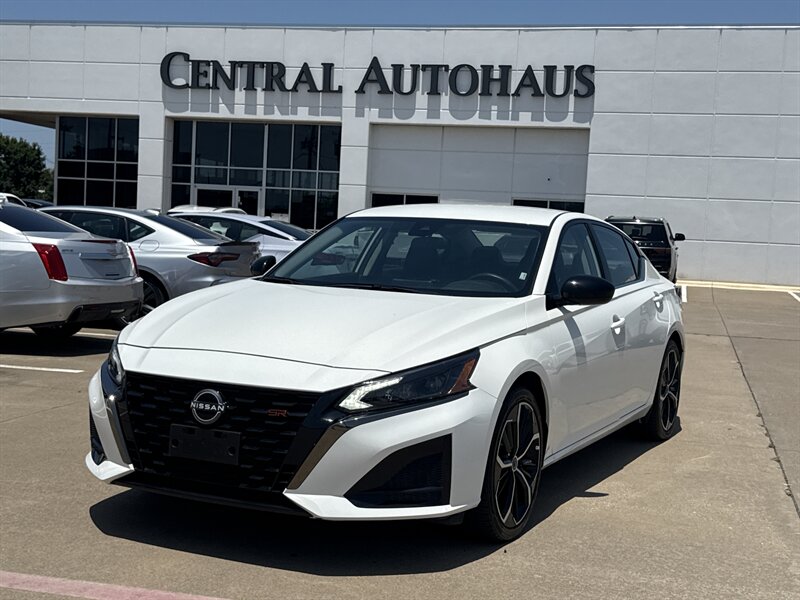 2025 Nissan Altima 2.5 SR - Photo 1 - Dallas, TX 75252