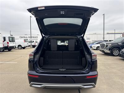 2025 Mitsubishi Outlander SE   - Photo 15 - Dallas, TX 75252