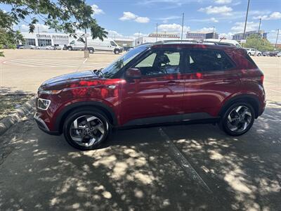 2024 Hyundai VENUE SEL   - Photo 4 - Dallas, TX 75252