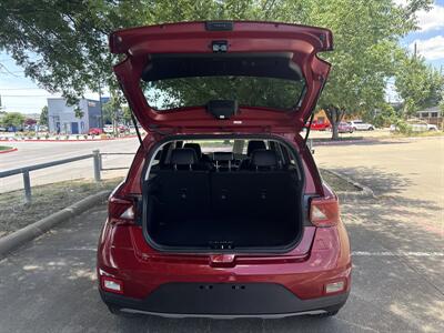 2024 Hyundai VENUE SEL   - Photo 14 - Dallas, TX 75252