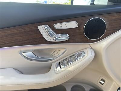 2022 Mercedes-Benz GLC GLC 300 - Photo 11 - Dallas, TX 75252