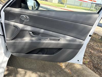 2026 Hyundai ELANTRA SEL Sport   - Photo 14 - Dallas, TX 75252