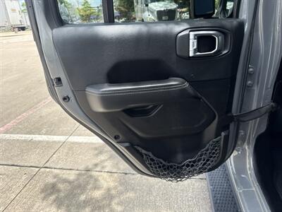 2022 Jeep Wrangler Unlimited Sahara 4xe - Photo 11 - Dallas, TX 75252