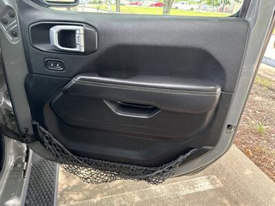 2022 Jeep Wrangler Unlimited Sahara 4xe - Photo 12 - Dallas, TX 75252