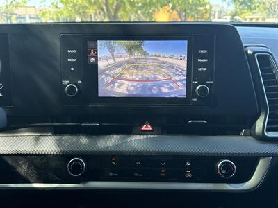 2024 Kia Sportage LX   - Photo 33 - Dallas, TX 75252