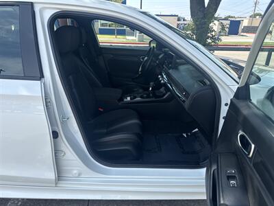 2025 Honda Civic Sport   - Photo 17 - Dallas, TX 75252
