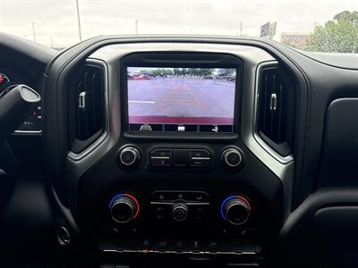 2020 Chevrolet Silverado 1500 LT1   - Photo 27 - Dallas, TX 75252
