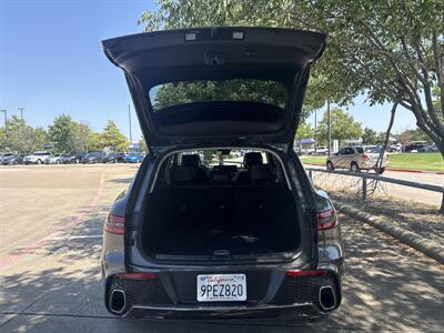 2025 Genesis GV70 2.5T Standard   - Photo 14 - Dallas, TX 75252