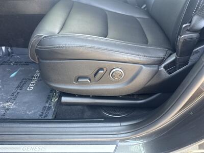 2025 Genesis GV70 2.5T Standard   - Photo 19 - Dallas, TX 75252