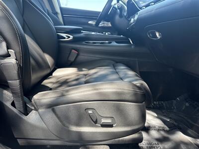 2025 Genesis GV70 2.5T Standard   - Photo 20 - Dallas, TX 75252