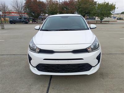 2022 Kia Rio LX   - Photo 2 - Dallas, TX 75252