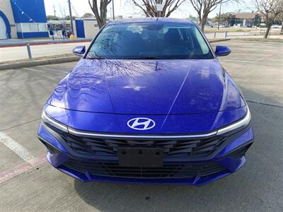 2024 Hyundai ELANTRA SE   - Photo 2 - Dallas, TX 75252