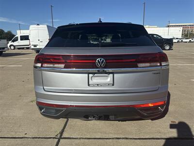 2025 Volkswagen Atlas Cross Sport SE 4Motion  Tech Pkg - Photo 6 - Dallas, TX 75252