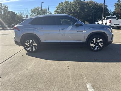 2025 Volkswagen Atlas Cross Sport SE 4Motion  Tech Pkg - Photo 8 - Dallas, TX 75252