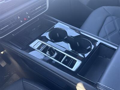 2025 Volkswagen Atlas Cross Sport SE 4Motion  Tech Pkg - Photo 28 - Dallas, TX 75252