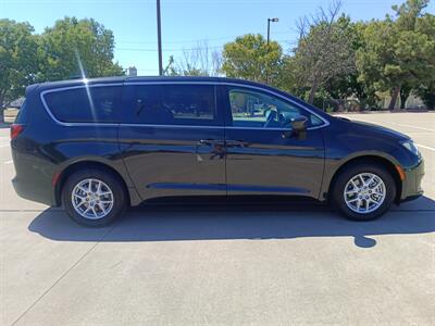 2023 Chrysler Voyager LX   - Photo 8 - Dallas, TX 75252