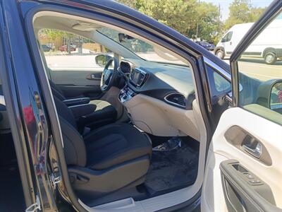 2023 Chrysler Voyager LX   - Photo 19 - Dallas, TX 75252