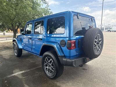 2025 Jeep Wrangler Sahara   - Photo 5 - Dallas, TX 75252