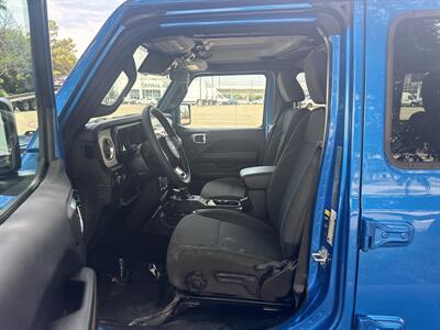2025 Jeep Wrangler Sahara   - Photo 13 - Dallas, TX 75252