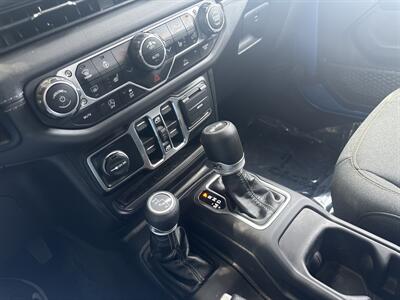 2025 Jeep Wrangler Sahara   - Photo 32 - Dallas, TX 75252