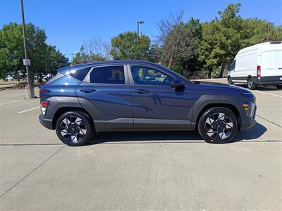 2024 Hyundai KONA SEL   - Photo 8 - Dallas, TX 75252