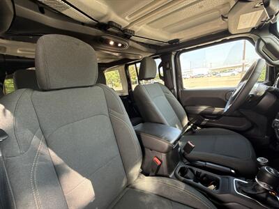 2025 Jeep Wrangler Sahara   - Photo 31 - Dallas, TX 75252