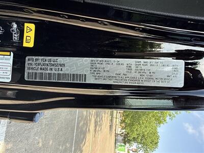 2025 Jeep Wrangler Sahara   - Photo 34 - Dallas, TX 75252