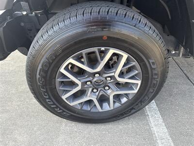 2025 Jeep Wrangler Sahara   - Photo 33 - Dallas, TX 75252