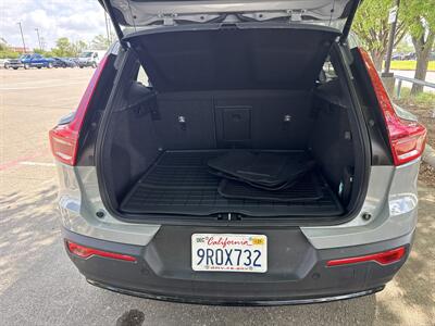 2025 Volvo XC40 B5 Plus Dark Theme   - Photo 15 - Dallas, TX 75252