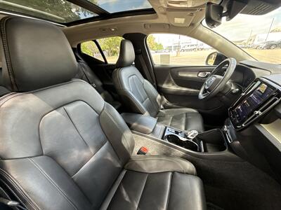 2025 Volvo XC40 B5 Plus Dark Theme   - Photo 36 - Dallas, TX 75252