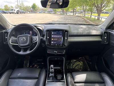 2025 Volvo XC40 B5 Plus Dark Theme   - Photo 22 - Dallas, TX 75252
