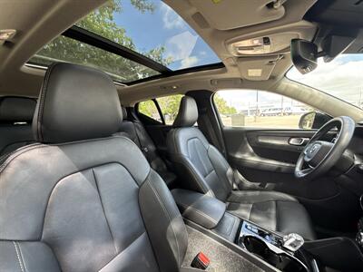 2025 Volvo XC40 B5 Plus Dark Theme   - Photo 37 - Dallas, TX 75252