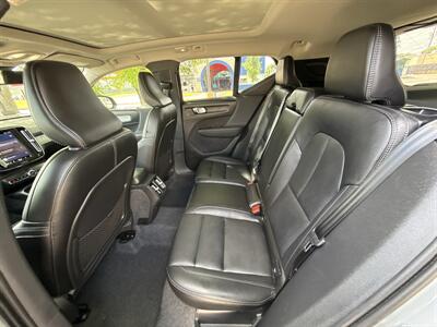 2025 Volvo XC40 B5 Plus Dark Theme   - Photo 34 - Dallas, TX 75252