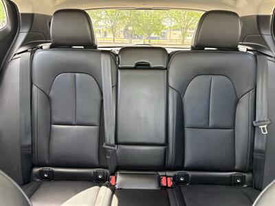 2025 Volvo XC40 B5 Plus Dark Theme   - Photo 38 - Dallas, TX 75252