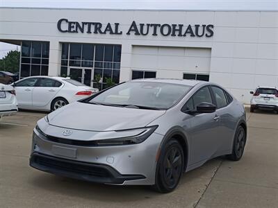 2024 Toyota Prius LE   - Photo 1 - Dallas, TX 75252