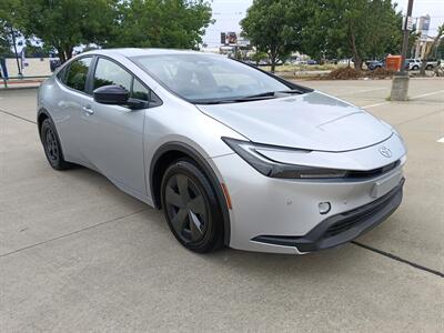 2024 Toyota Prius LE   - Photo 9 - Dallas, TX 75252