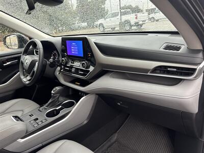 2024 Toyota Highlander LE   - Photo 24 - Dallas, TX 75252