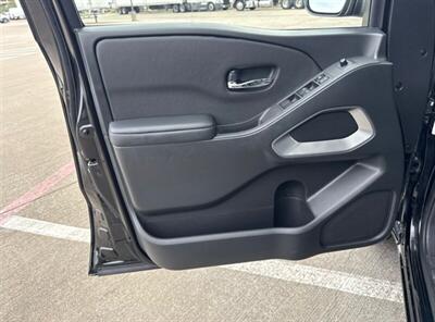 2026 Nissan Frontier SV   - Photo 12 - Dallas, TX 75252