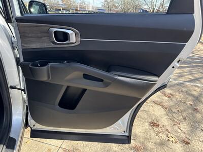 2022 Kia Sorento X-Line S   - Photo 13 - Dallas, TX 75252