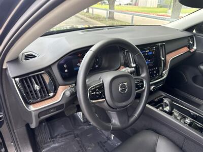 2024 Volvo S60 B5 Plus Dark Theme   - Photo 19 - Dallas, TX 75252