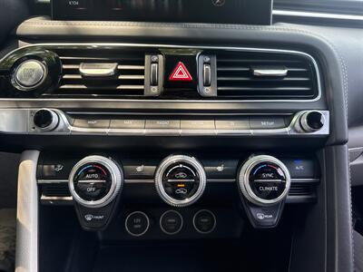 2023 Genesis G70 2.0T   - Photo 33 - Dallas, TX 75252