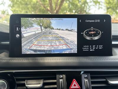 2023 Genesis G70 2.0T   - Photo 32 - Dallas, TX 75252