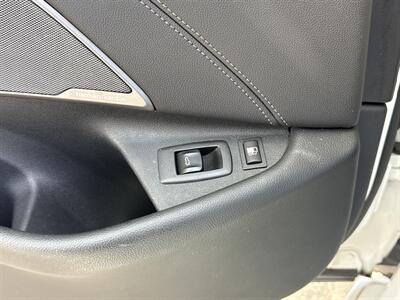 2023 BMW 530e xDrive - Photo 12 - Dallas, TX 75252