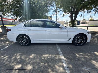 2023 BMW 530e xDrive - Photo 8 - Dallas, TX 75252