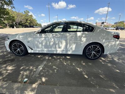 2023 BMW 530e xDrive - Photo 4 - Dallas, TX 75252