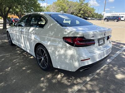 2023 BMW 530e xDrive - Photo 5 - Dallas, TX 75252
